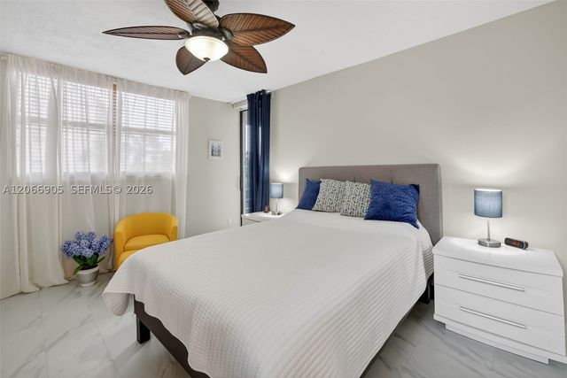 2801 Somerset Dr 205, Lauderdale Lakes, FL 33311