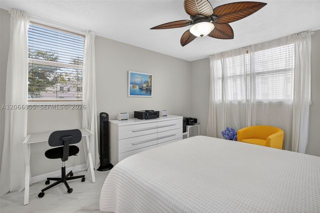 2801 Somerset Dr 205, Lauderdale Lakes, FL 33311