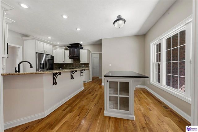 578 Deer Run Way, Elizabethtown, KY 42701