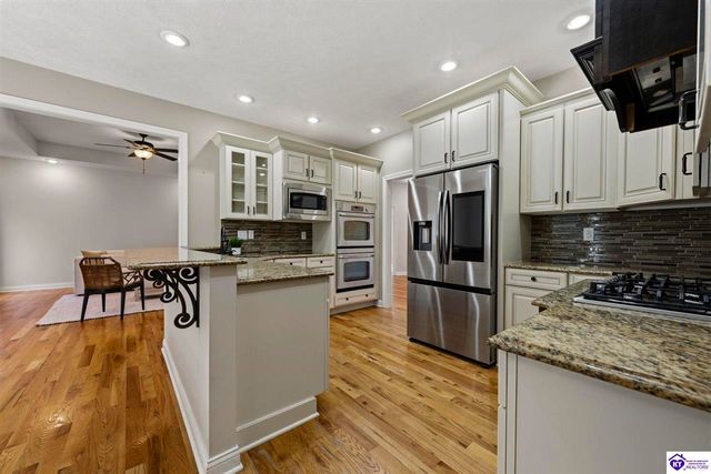 578 Deer Run Way, Elizabethtown, KY 42701