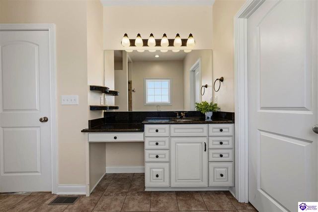 578 Deer Run Way, Elizabethtown, KY 42701
