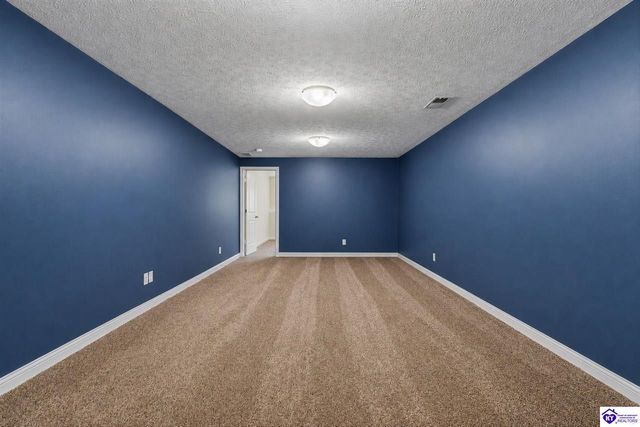 578 Deer Run Way, Elizabethtown, KY 42701