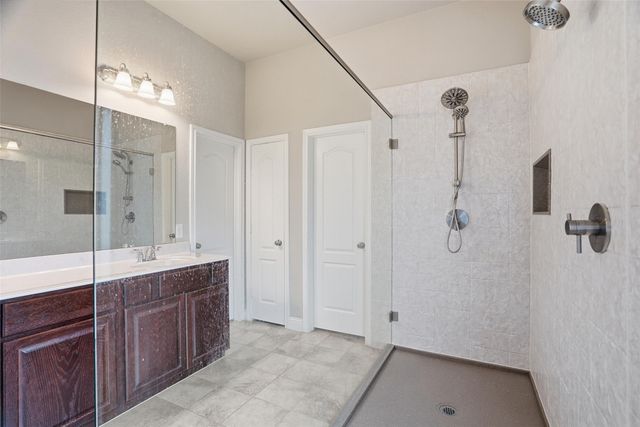 12016 Olinger Drive, Fort Worth, TX 76108