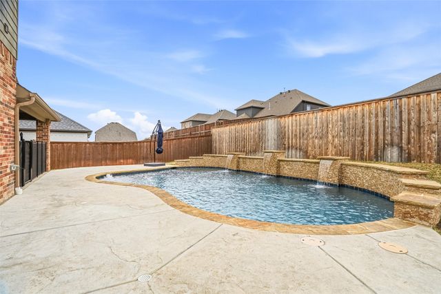 12016 Olinger Drive, Fort Worth, TX 76108