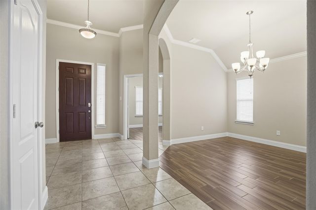 12016 Olinger Drive, Fort Worth, TX 76108