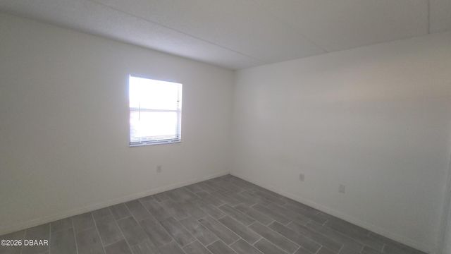 3131 S Ridgewood Ave Apt 203, South Daytona, FL 32119