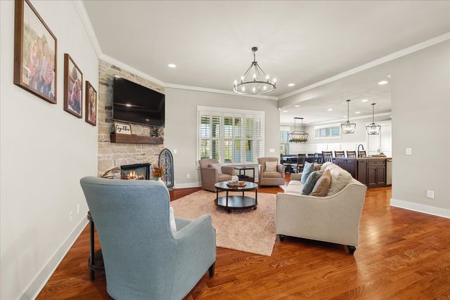 1032 Abbey Road Way, Spring Hill, TN 37174