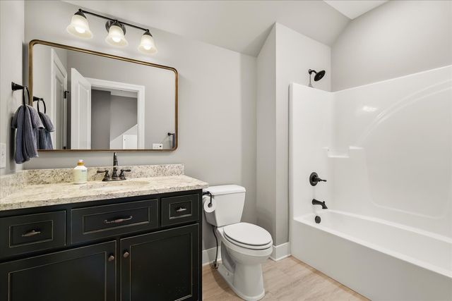 1032 Abbey Road Way, Spring Hill, TN 37174