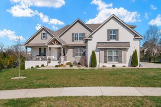 1032 Abbey Road Way, Spring Hill, TN 37174