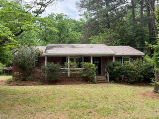 29186 Hunt Club DR, Courtland, VA 23837