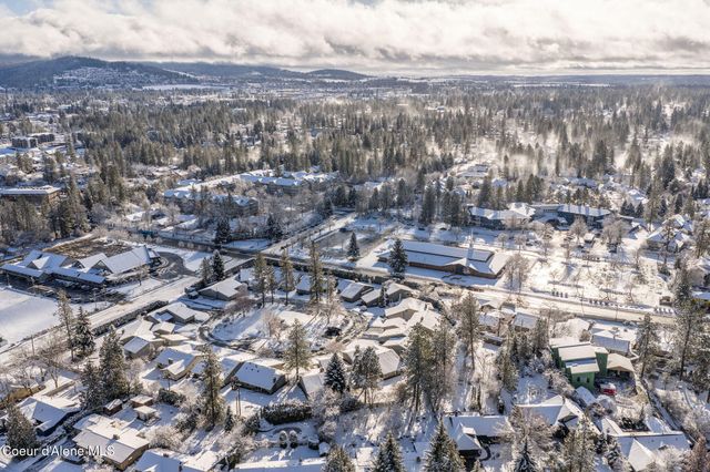 2822 S Pittsburg Cir, Spokane, WA 99203