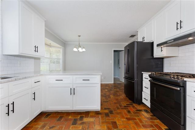 567 Vaughn Drive S, Satsuma, AL 36572