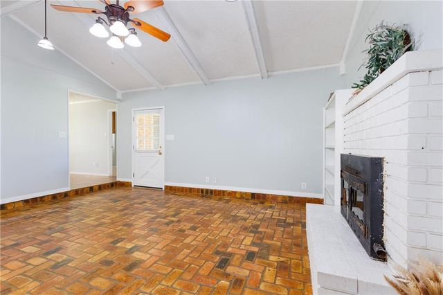 567 Vaughn Drive S, Satsuma, AL 36572