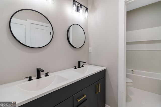 6960 Dockbridge Way, Stone Mountain, GA 30087