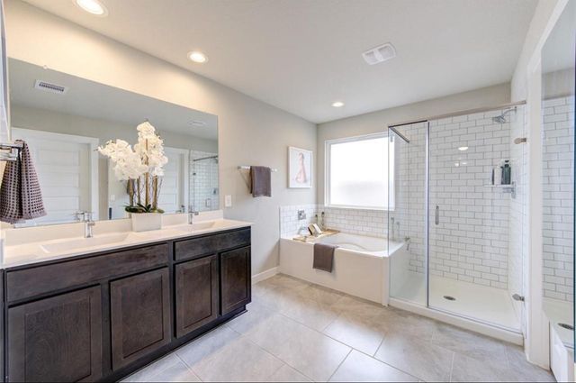 29322 Hoelzen Hollow Drive, Katy, TX 77494
