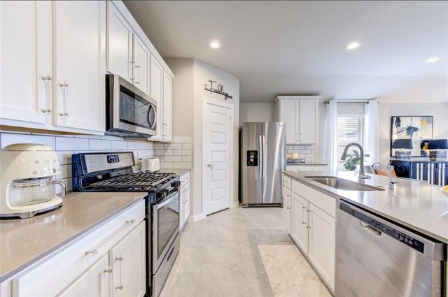 29322 Hoelzen Hollow Drive, Katy, TX 77494