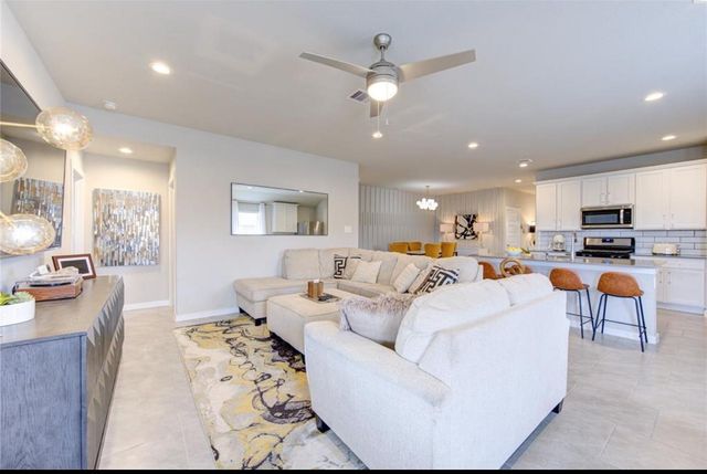 29322 Hoelzen Hollow Drive, Katy, TX 77494