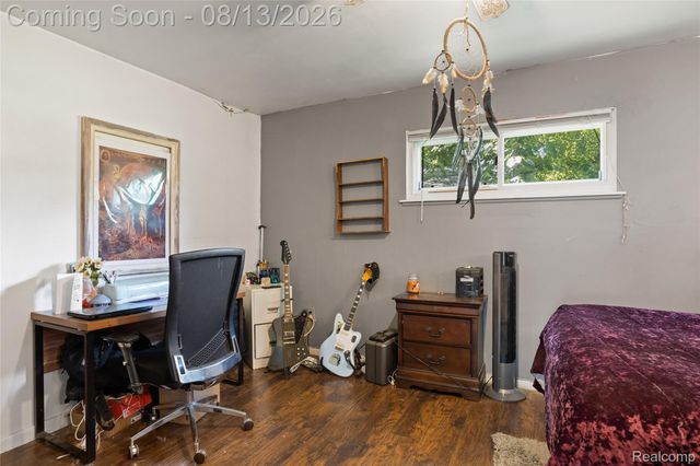 5850 DANIELS Street, Taylor, MI 48180