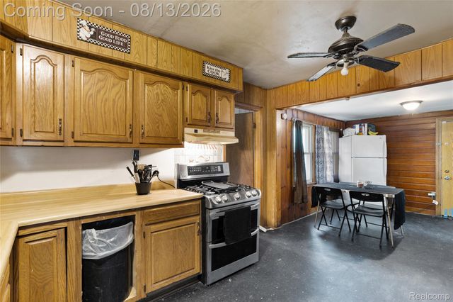 5850 DANIELS Street, Taylor, MI 48180
