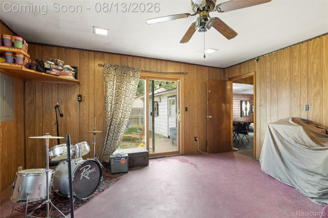 5850 DANIELS Street, Taylor, MI 48180