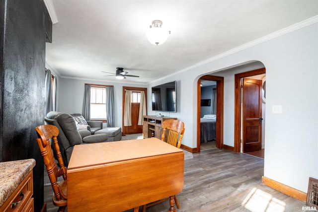 3810 S CHALMERS Avenue, Bartonville, IL 61607