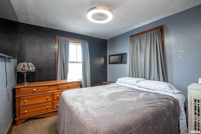 3810 S CHALMERS Avenue, Bartonville, IL 61607