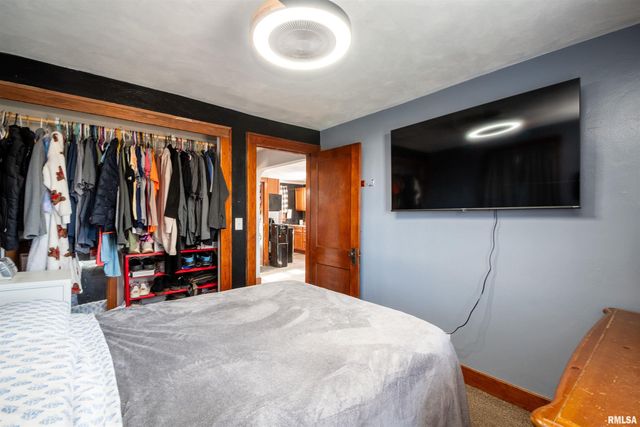 3810 S CHALMERS Avenue, Bartonville, IL 61607