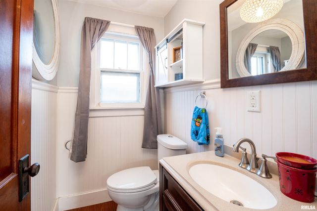 3810 S CHALMERS Avenue, Bartonville, IL 61607