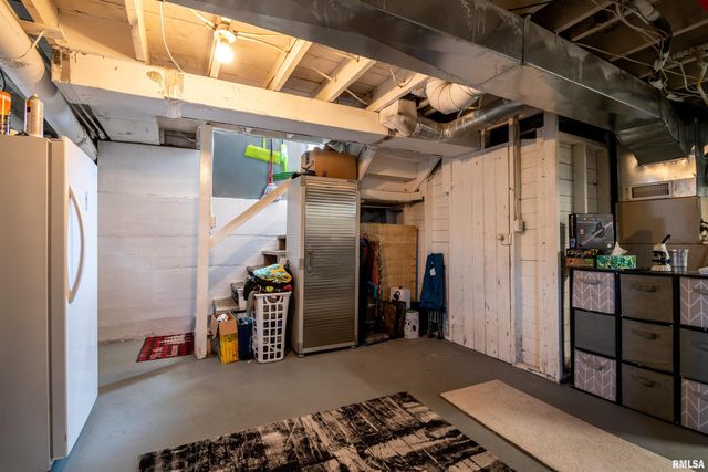 3810 S CHALMERS Avenue, Bartonville, IL 61607