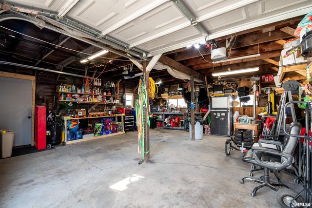 3810 S CHALMERS Avenue, Bartonville, IL 61607