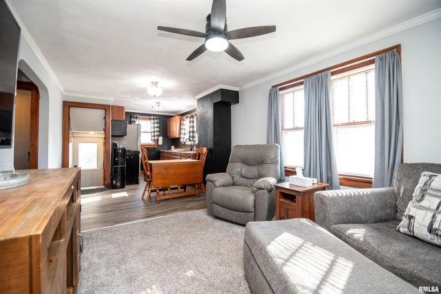 3810 S CHALMERS Avenue, Bartonville, IL 61607