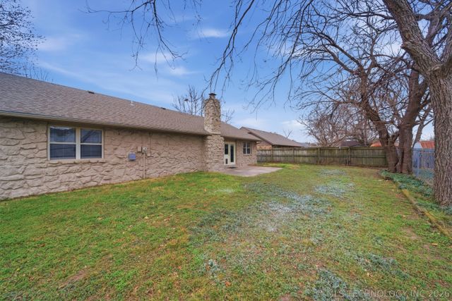 117 W Timberlane Court, Broken Arrow, OK 74011