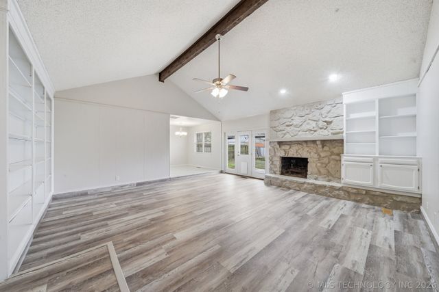 117 W Timberlane Court, Broken Arrow, OK 74011