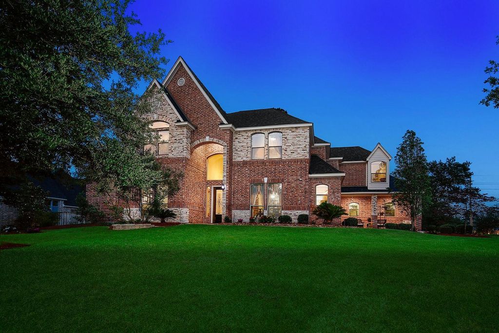 7916 Wooded Way Drive, Spring, TX 77389