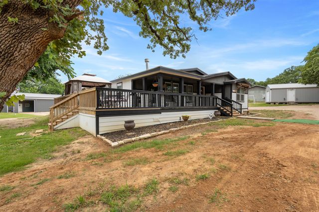 2421 N County Road 810, Alvarado, TX 76009