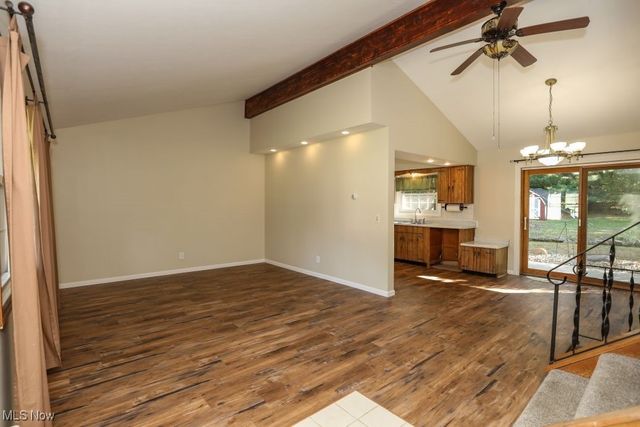 4852 Lovers Lane, Ravenna, OH 44266