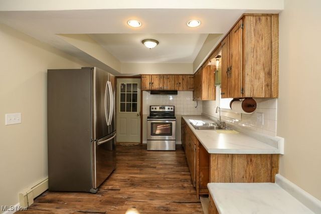 4852 Lovers Lane, Ravenna, OH 44266