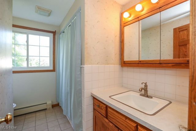 4852 Lovers Lane, Ravenna, OH 44266