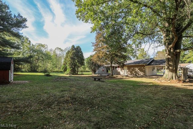 4852 Lovers Lane, Ravenna, OH 44266