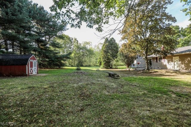 4852 Lovers Lane, Ravenna, OH 44266