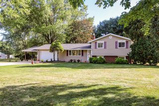 4852 Lovers Lane, Ravenna, OH 44266