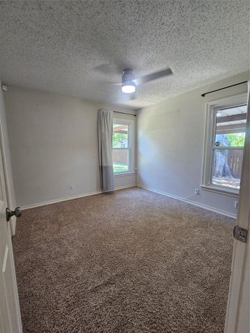 3115 Dahlia Drive, Dallas, TX 75216