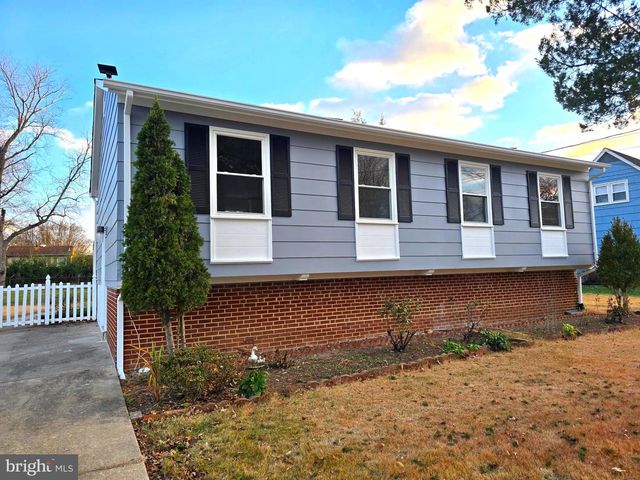 4813 LAWRENCE ST, Alexandria, VA 22309