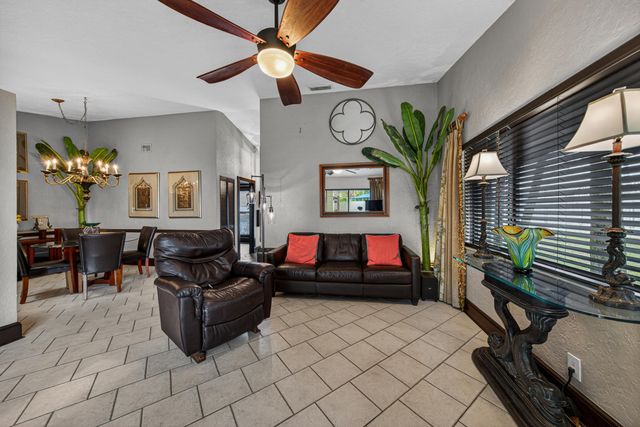 3068 S Oakland Forest Drive 806, Oakland Park, FL 33309