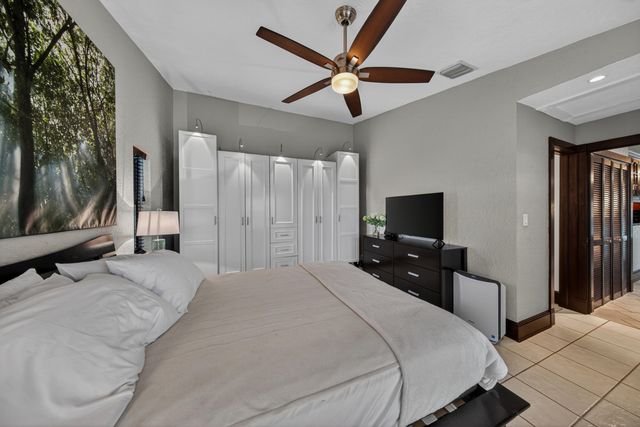 3068 S Oakland Forest Drive 806, Oakland Park, FL 33309