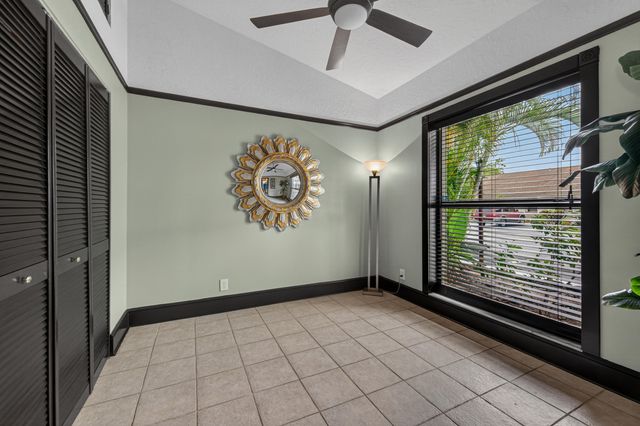 3068 S Oakland Forest Drive 806, Oakland Park, FL 33309
