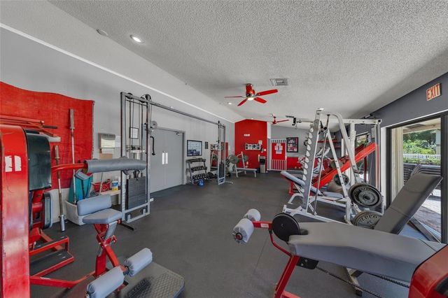 3068 S Oakland Forest Drive 806, Oakland Park, FL 33309