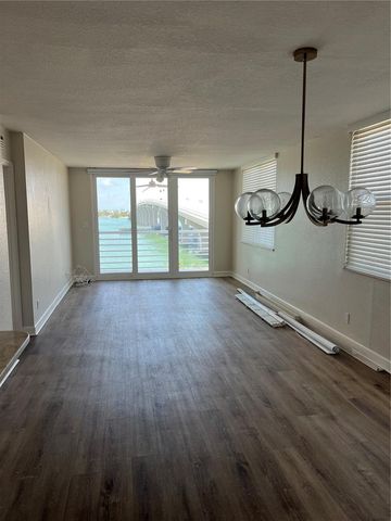 5701 BAHIA DEL MAR CIRCLE 508, St Petersburg, FL 33715
