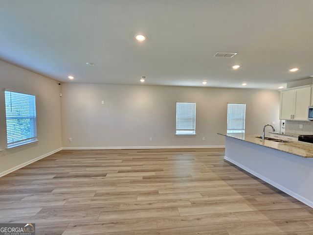 4548 Red Lion Place, Lawrenceville, GA 30044