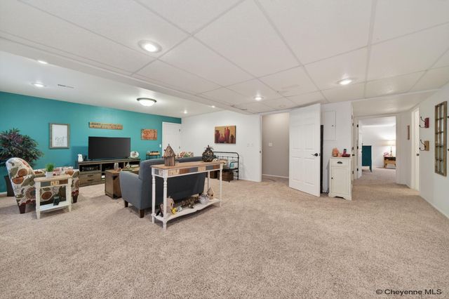 746 CIMARRON DR, Cheyenne, WY 82009
